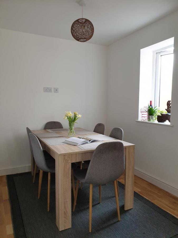 Cheerful 1 Private Room-Ensuite With Free Parking Silverdale  エクステリア 写真