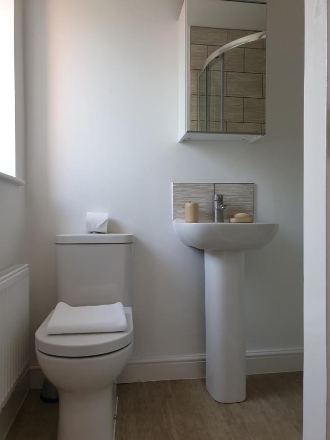 Cheerful 1 Private Room-Ensuite With Free Parking Silverdale  エクステリア 写真