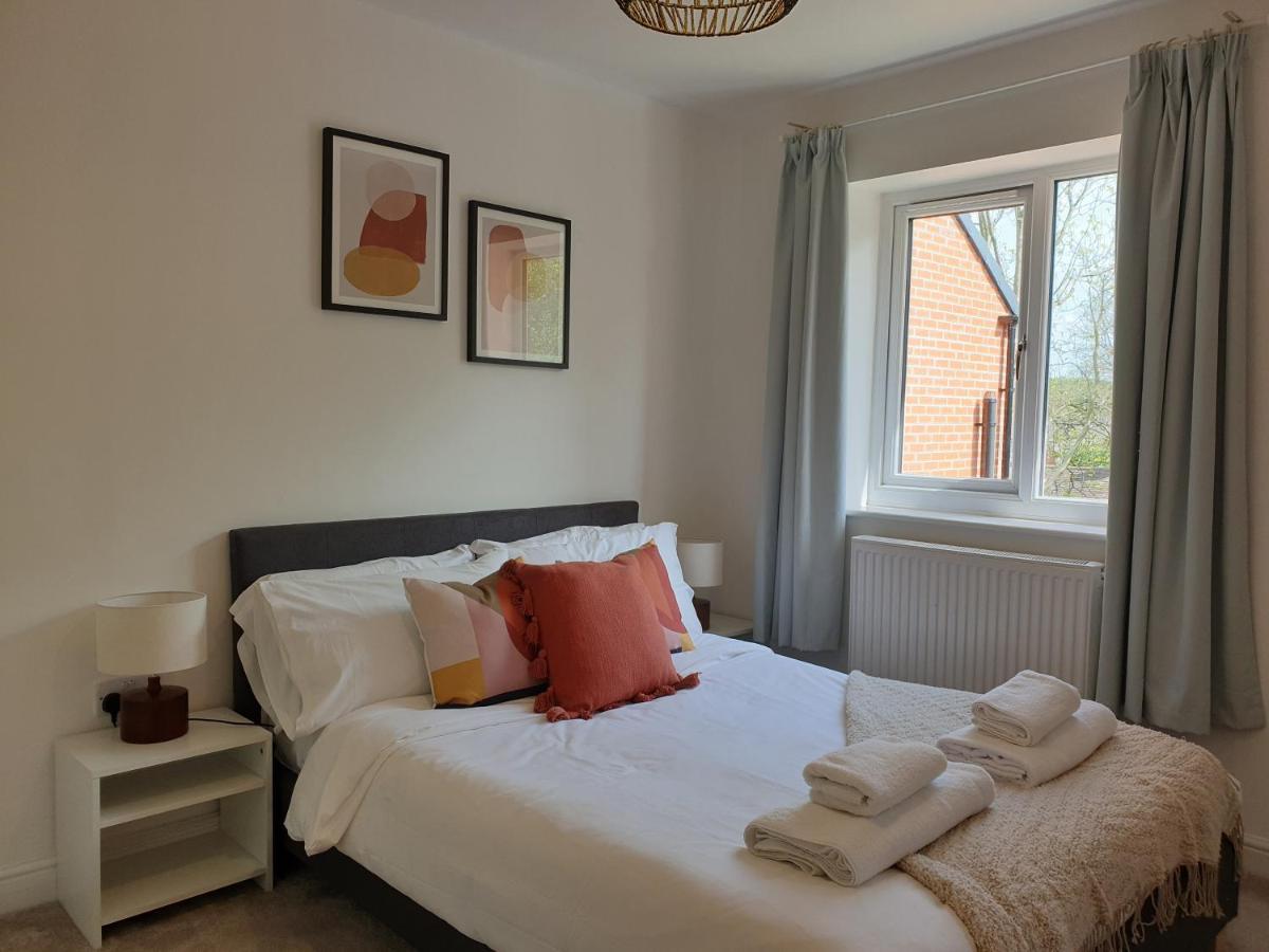 Cheerful 1 Private Room-Ensuite With Free Parking Silverdale  エクステリア 写真